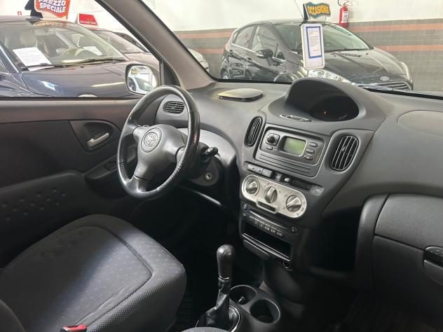 Toyota Yaris Verso 1.3i 16V cat Sol - Foto 6