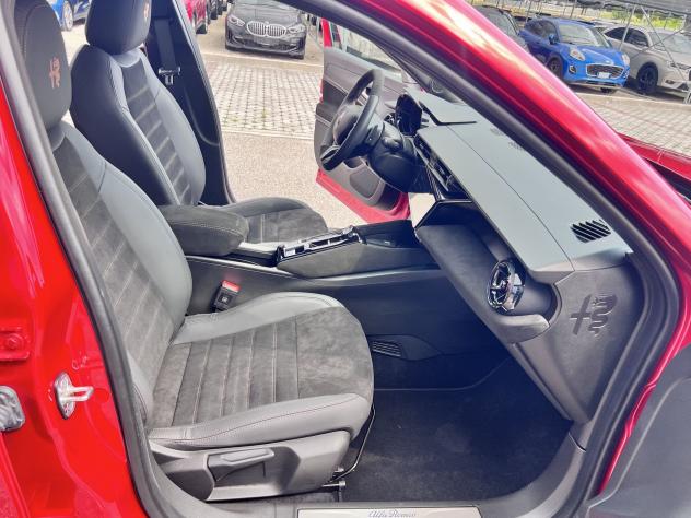 Alfa Romeo Junior Junior 1.2 ibrida Q4 Intensa 145cv edct6 4x4 - Foto 7
