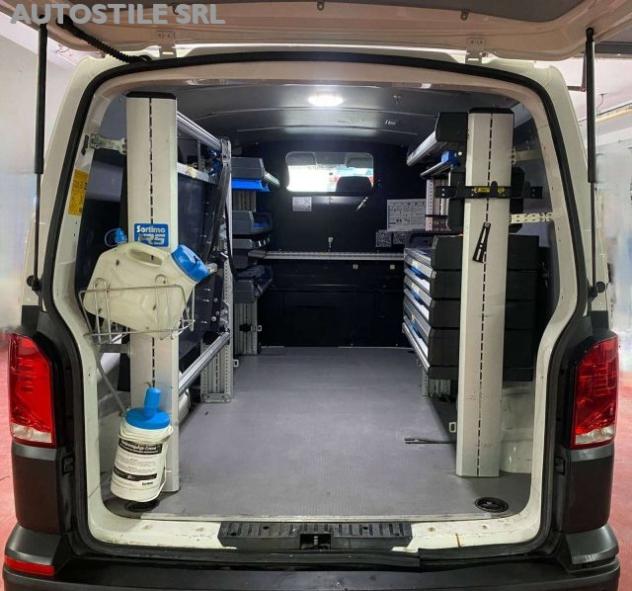 VOLKSWAGEN Transporter 2.0 TDI 150cv 4X4 4Motion OFFICINA MOBILE attrezza rif. 24111881 - Foto 2
