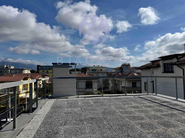 Villa in vendita a Lido di Camaiore - Camaiore 270 mq Rif: 1405603 - Foto 9