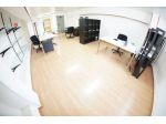 Locale pronto con parcheggio