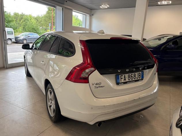 Volvo V60 D2 Summum - Foto 6