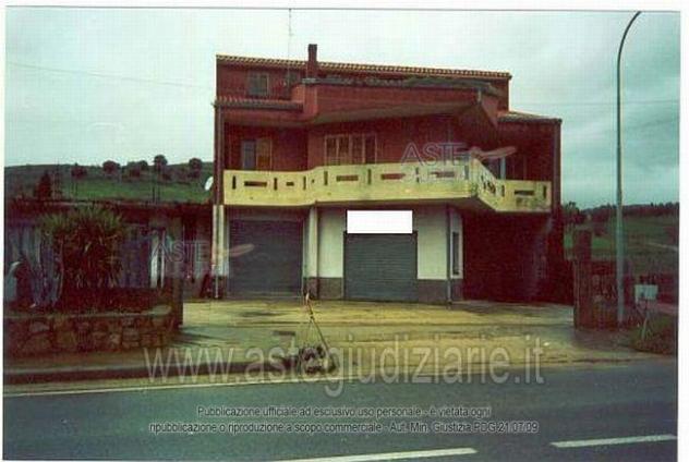 IMMOBILI-IMMOBILE RESIDENZIALE-via Marmilla Km.27