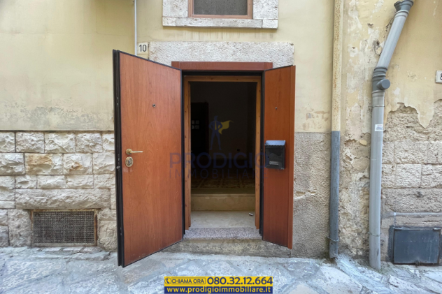 Piano terra con doppio ingresso a pochi passi dal porto in vendita a Molfetta - Foto 10