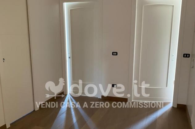 Attico / Mansarda di 220 m² con più di 5 locali e box auto in vendita a Varese - Foto 11