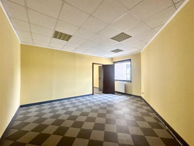 UFFICIO DI 125MQ A DUE PASSI DA PIAZZA SETTI - Foto 16