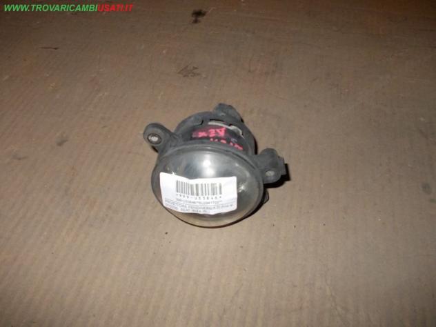 PROIETTORE FENDINEBBIA D.(fino al 01/2006) SEAT IBIZA (6L)  Parti elettriche  Fanaleria  Fendinebbia dx. SEAT - CORDOBA - 01-01-2003 - 01-07-2009, SEA