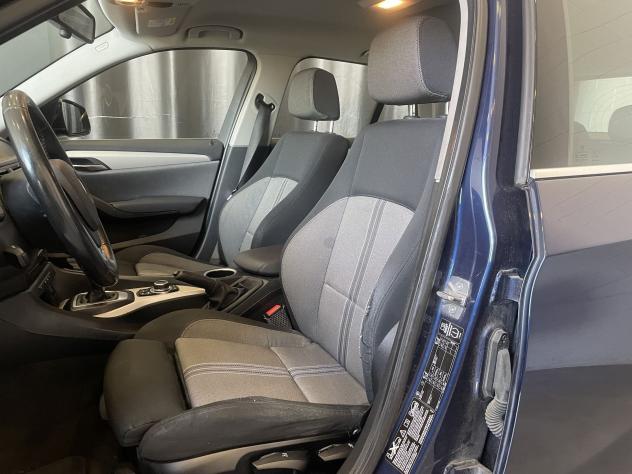 BMW X1 xDrive 18d - Foto 8
