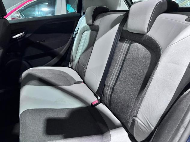 Fiat Punto Benzina Neopatentati 5 porte posti - Foto 10