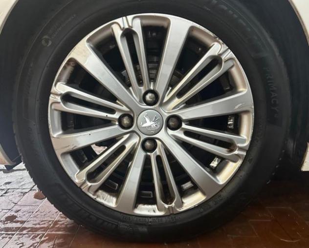 PEUGEOT 208 1.6 BlueHDi 75 5 porte Allure rif. 22538684 - Foto 4