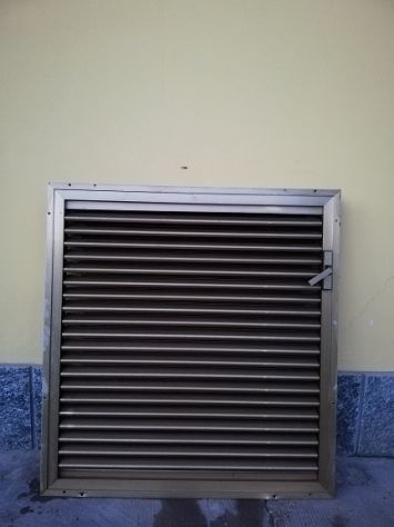 Serramento fisso in alluminio anodizzato