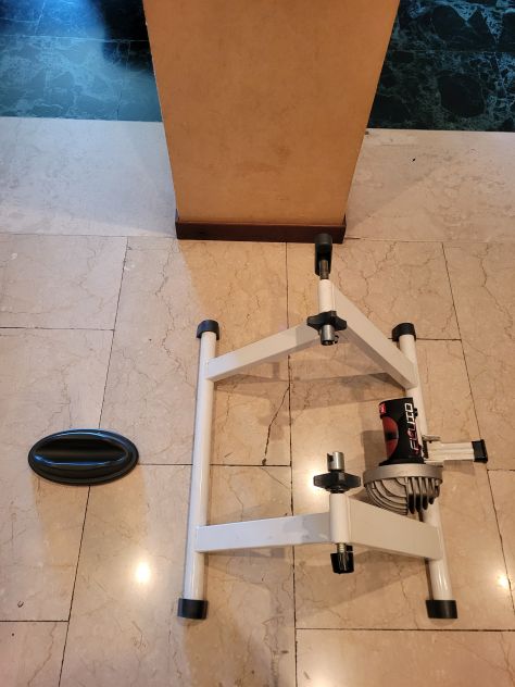 Rullo allenamento per bici - Foto 2