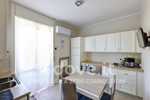 Appartamento di 90 m² con 3 locali e box auto in vendita a Luino - Foto 9