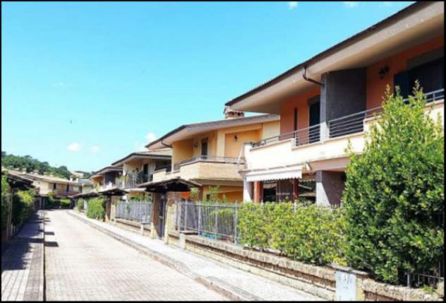 Immobile in asta di 156 m², box auto in vendita a Monterosi - Foto 3