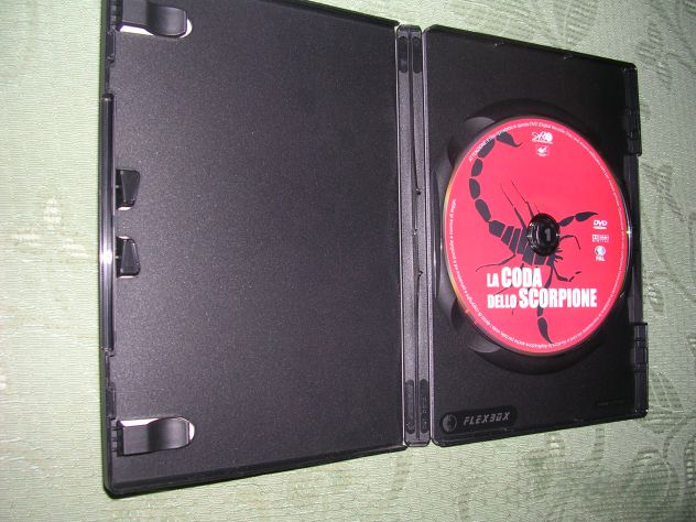 LA CODA DELLO SCORPIONE - Foto 4