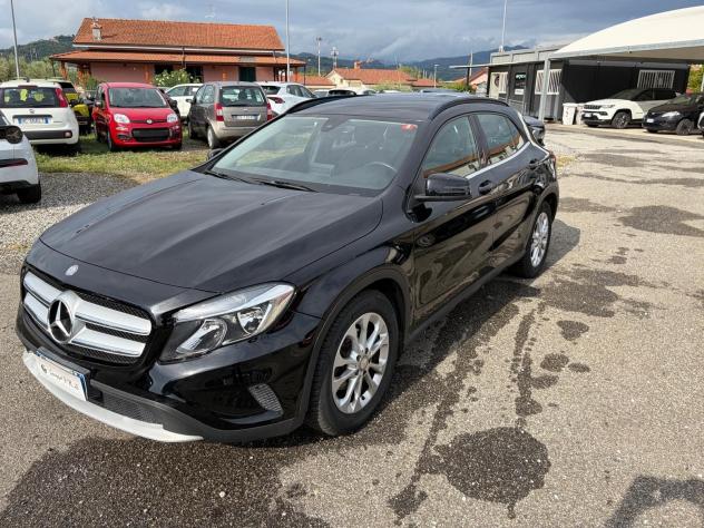 Mercedes-Benz GLA 180 d Business - Foto 3