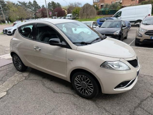 LANCIA Ypsilon 1.2 69 CV 5 porte GPL Ecochic Gold rif. 23810975 - Foto 3