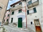 Crocefieschi  abitazione centralissima  64 mq  19000 euro