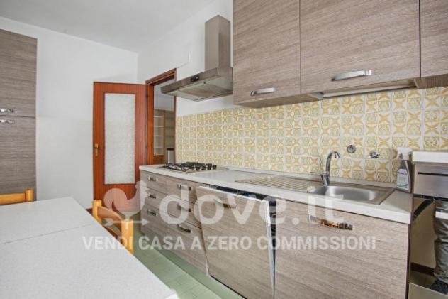 Appartamento di 100 m² con 3 locali e box auto in vendita a Luino - Foto 8