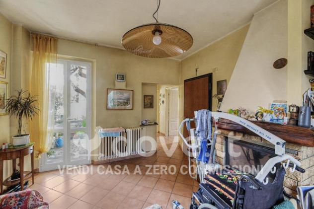 Casa indipendente di 280 m² con 5 locali e box auto in vendita a Luino - Foto 7