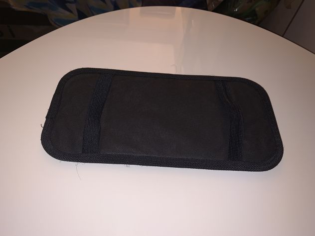 UN PORTA CD/DVD DA AUTO/DA VIAGGIO/PORTATILE DA 13 SCOMPARTI,NERO CON ELASTICI D - Foto 8