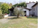 Casale con 7.000 mq. di terreno in vendita a Calamandrana (AT)