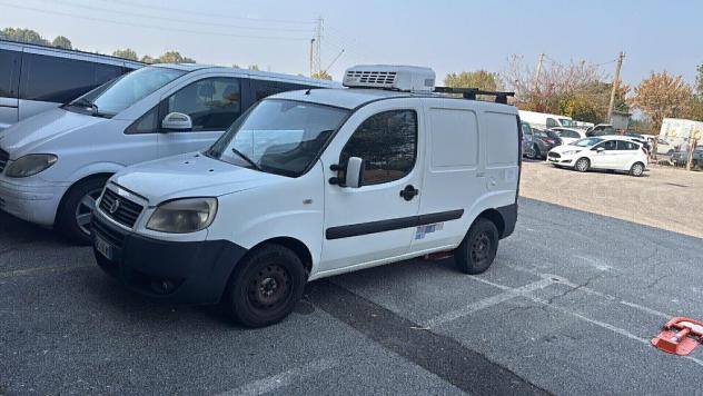 FIAT - Doblò - 1.6 16V Natural Power Active - Foto 2