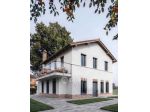 Perugia vendesi casa indipendente 9 vani 220 Mq