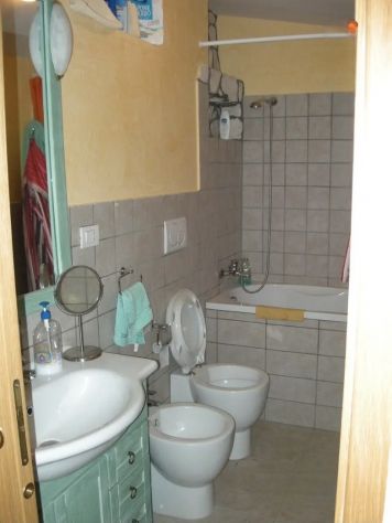 SELVA CANDIDA CONFORTEVOLE BILOCALE ARREDATO - Foto 5