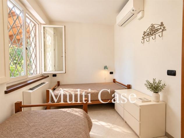 Marina di Pietrasanta – Villa singola con ampia resede, praticamente sul mare. - Foto 17