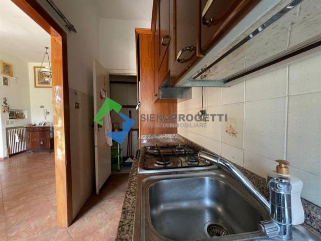 Quadrilocale con Giardino e Box Doppio a Scacciapensieri: Spazio, Luce e Potenziale. Siena. - Foto 15
