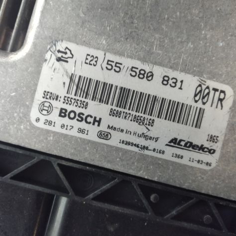 Centralina motore Bosch Opel Corsa D 1.3Mjet 95cv 0281017961 55580831 EDC17C18 - Foto 6