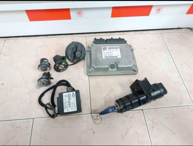 Centralina motore Fiat multipla 1.6 Bipower 2°serie IAW4EF.G3 / 51761337