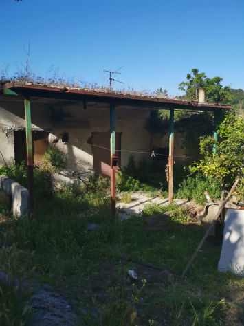 Pozzuoli via Petrarsa Ampio appezzamento terreno con ruderi sovrastanti - Foto 7