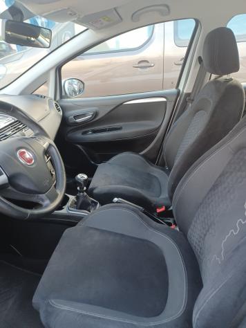 Fiat Punto 1.2 8V 5 porte Lounge EURO 6 - Foto 9