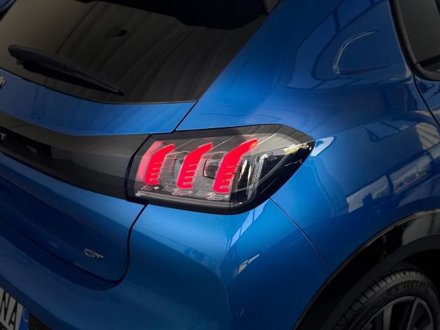Peugeot 208 PureTech 130 Stop&Start EAT8 5 porte GT - Foto 5