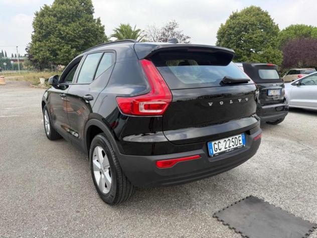 VOLVO XC40 T2 Momentum rif. 23922102 - Foto 5