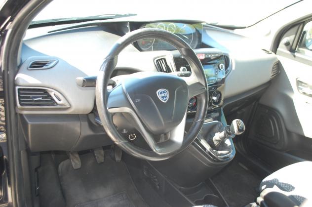 Lancia Ypsilon 1.2 gpl 69CV Ecochic Uff. Italy - Foto 6