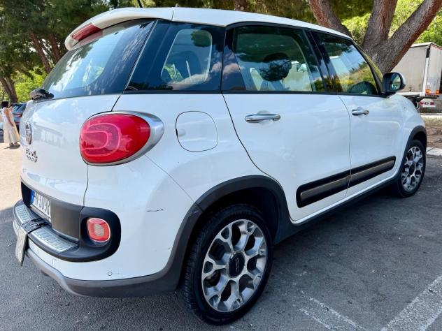 Fiat 500L 1.6 Multijet 120 CV Trekking - Foto 4