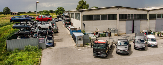 ACQUISTO AUTOMEZZI SINISTRATI, CON PROBLEMI - Foto 8