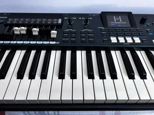 Tastiera Hammond SK Pro 73 note organ - Foto 3