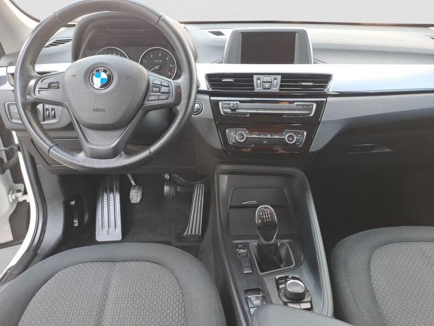 BMW X1 (F48) sDrive16d - Foto 9