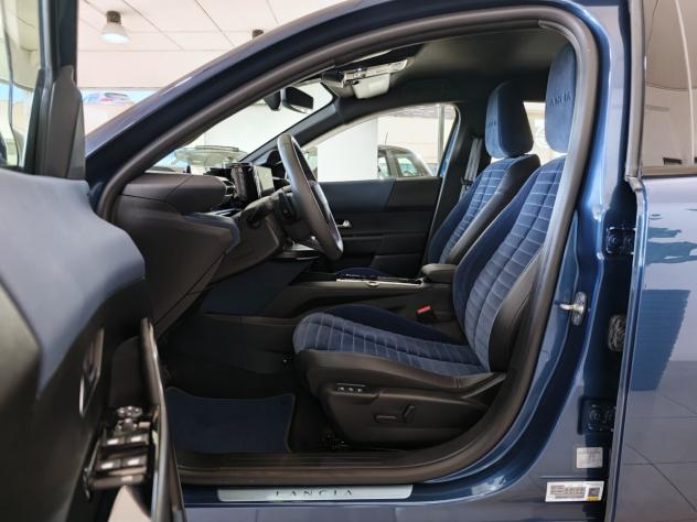 Lancia Ypsilon 1.2 Hybrid e-DCT Cassina 101cv 2025 - Foto 10