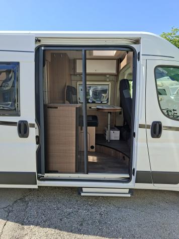 VAN CAMPER PURO CARADO DUCATO SEMIDINETTE LETTO MATRIMONIALE CLIMATIZZATORE FOTOVOLTAICO CAMPEGGIO USATI GENERALI 1611 - Foto 7