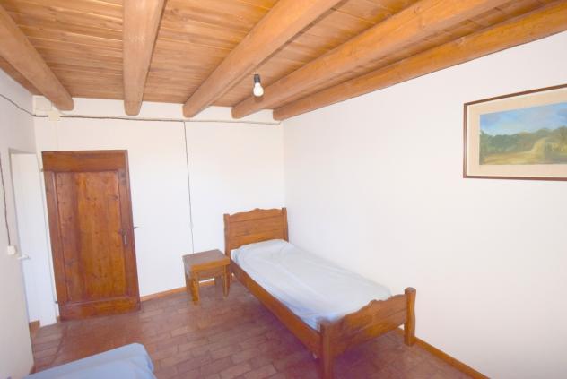 RUSTICO di 8 vani e di 240 mq (CROCETTA DEL MONTELLO) rif. ZI82B_1 - Foto 10