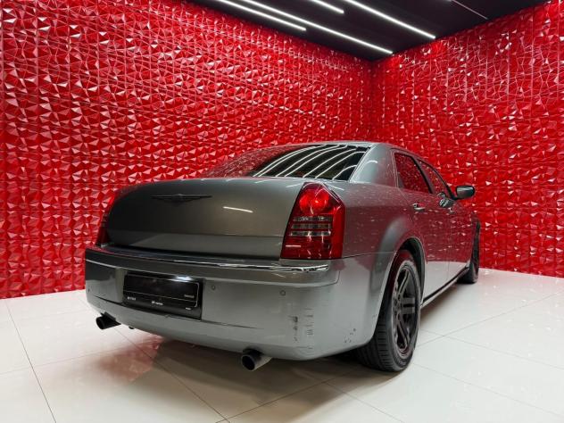 Chrysler 300C 3.0 V6 CRD cat DPF Sedan 218Cv - Foto 8
