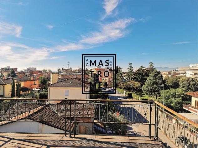 VILLA di 12 vani e di 400 mq (MONTECATINI TERME) rif. 3400 - Foto 4