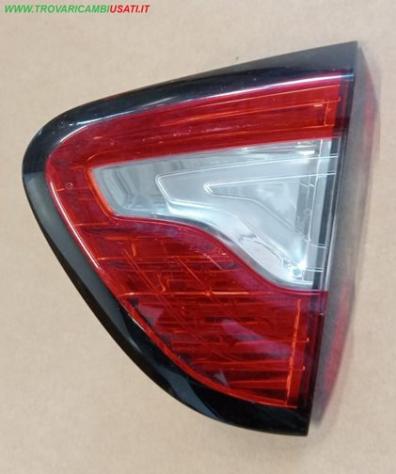 FANALE POST. PARTE INT. D. - 0286414164 Parti elettriche Fanaleria Fanali Fanale post. sx. RENAULT - CAPTUR - 01-04-2013 -