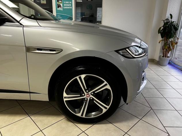 JAGUAR F-Pace (X761) F-Pace 2.0 250 CV AWD aut. R-Sport - Foto 8