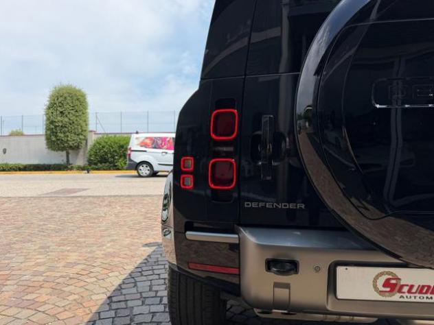 LAND ROVER Defender 90 3.0D I6 200 CV AWD Auto X-Dynamic SE rif. 23731968 - Foto 5